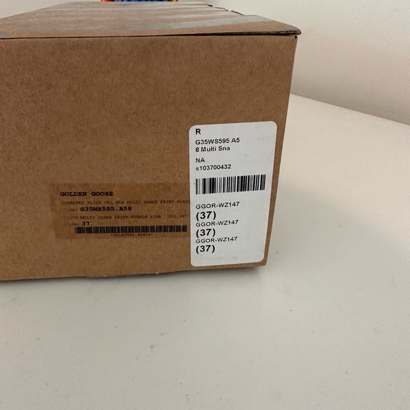 Golden Goose LIMITED EDITION perfect condition Size 37; comes with box - Picture 6 of 8